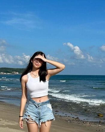 Full leaked Ashleyhung private onlyfans photo