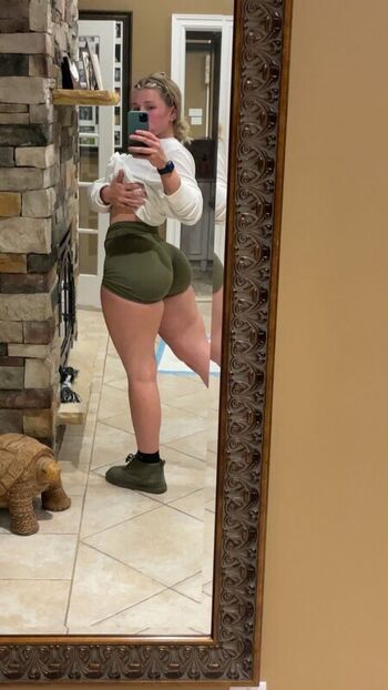 Full leaked Ashleyyjordann private onlyfans photo