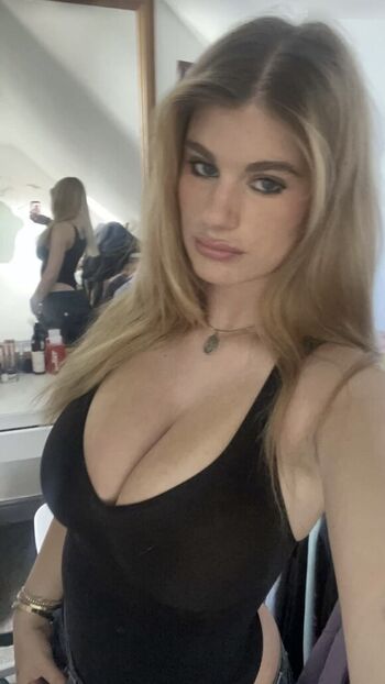 Full leaked Ashlyn allman  page private onlyfans photo