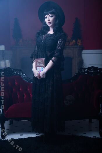 Full leaked Ashlynne dae  page private onlyfans photo