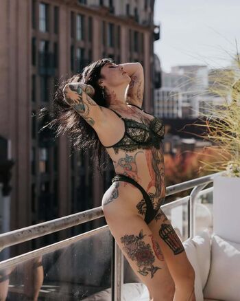 Full leaked Ashlynnsasha private onlyfans photo