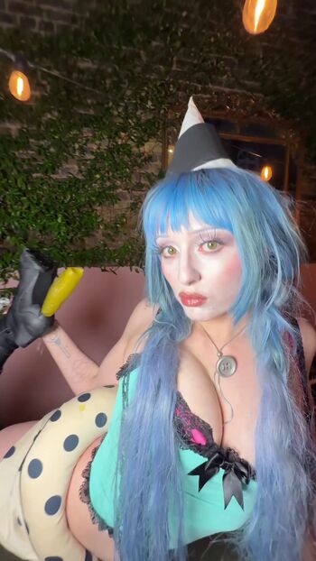 Full leaked Ashnikko private onlyfans photo
