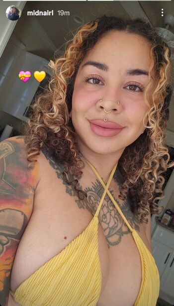 Full leaked Ashprincessmidna private onlyfans photo