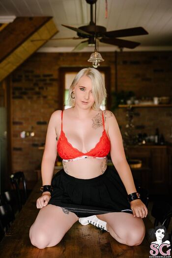 Full leaked Ashsinns private onlyfans photo