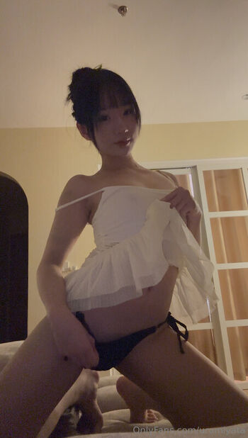 Full leaked Asian anna private onlyfans photo