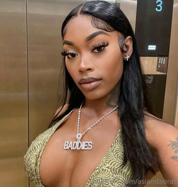 Full leaked Asian da brat page private onlyfans photo