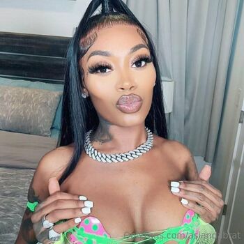 Full leaked Asian da brat private onlyfans photo