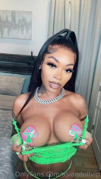 Full leaked Asian da brat private onlyfans photo