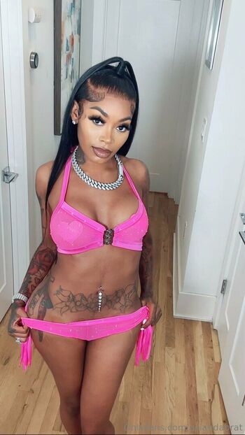 Full leaked Asian da brat private onlyfans photo