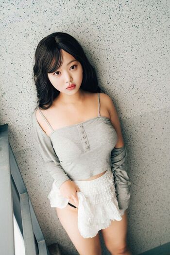 Full leaked Asian studio gallery private onlyfans photo