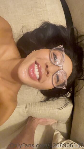 Full leaked Asianfreshman private onlyfans photo