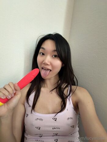Full leaked Asianmochi private onlyfans photo