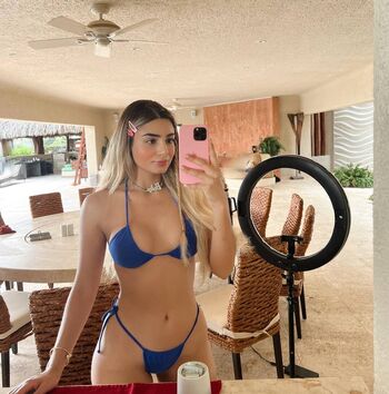 Full leaked Asisazer private onlyfans photo