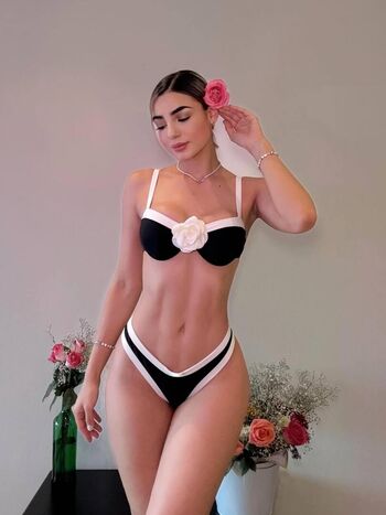 Full leaked Asisazer private onlyfans photo