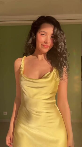 Full leaked Asmr glow private onlyfans photo