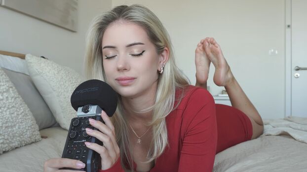 Full leaked Asmr in the pose private onlyfans photo