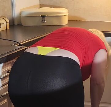 Full leaked Asmrcleaningwithme private onlyfans photo