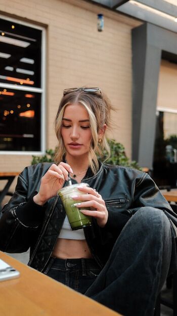 Full leaked Astabush private onlyfans photo