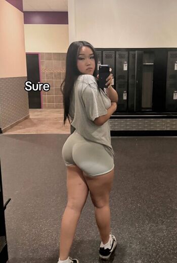 Full leaked At isabellacyh private onlyfans photo