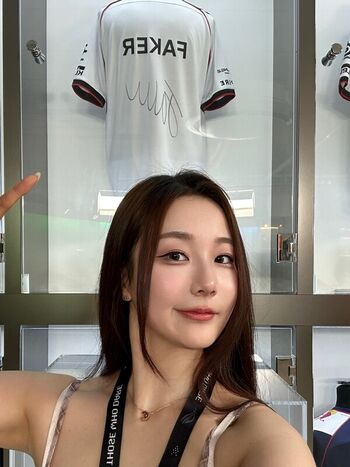 Full leaked Athena jiang private onlyfans photo