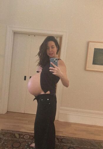 Full leaked Aubrey plaza  page private onlyfans photo