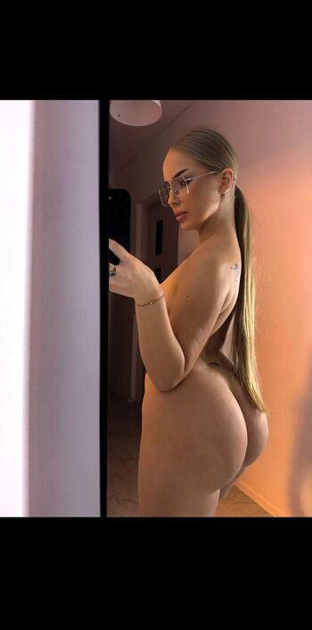 Full leaked Aubrielerouj private onlyfans photo