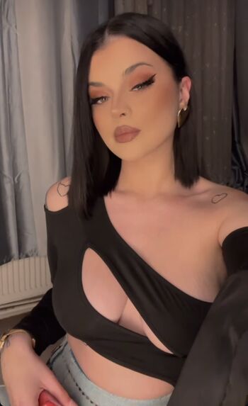 Full leaked Aude houdart private onlyfans photo