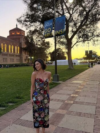 Full leaked Auli i cravalho page private onlyfans photo