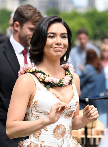 Full leaked Auli i cravalho page private onlyfans photo