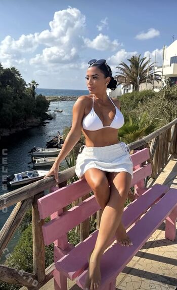 Full leaked Aura officiel private onlyfans photo