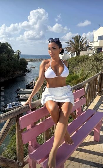 Full leaked Aura officiel private onlyfans photo