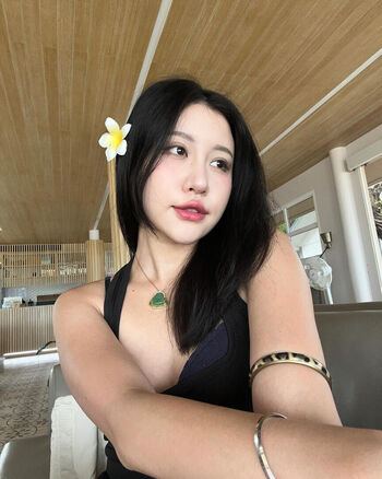 Full leaked Aurelia vizal page private onlyfans photo