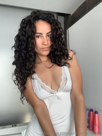 Full leaked Aurelie maindefee private onlyfans photo
