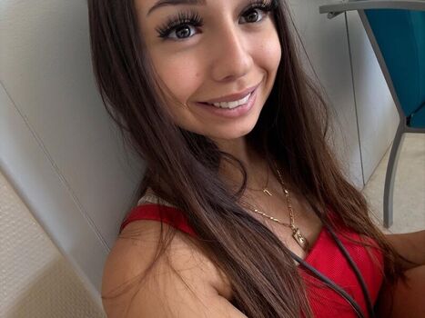 Full leaked Auri layne private onlyfans photo