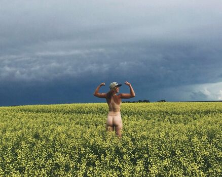 Full leaked Aus farm private onlyfans photo
