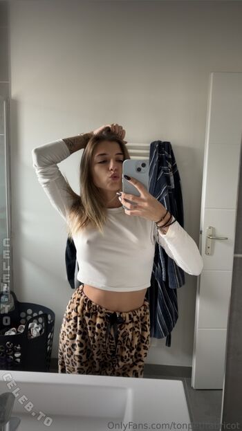 Full leaked Ava abricot private onlyfans photo