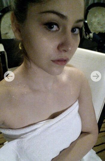 Full leaked Ava bamby private onlyfans photo