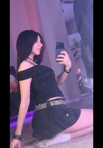 Full leaked Ava deblassie private onlyfans photo