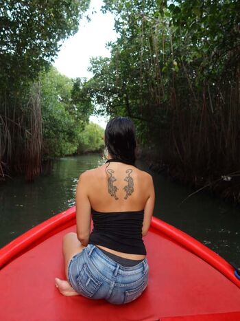 Full leaked Ava hirons private onlyfans photo