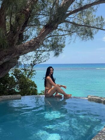 Full leaked Ava hirons private onlyfans photo