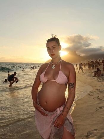 Full leaked Ava hirons private onlyfans photo