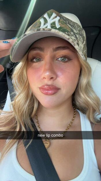 Full leaked Ava kolker page private onlyfans photo