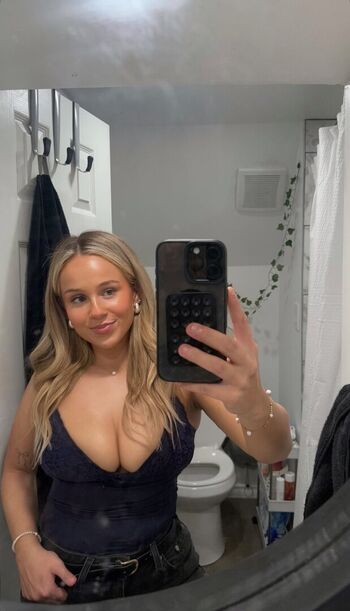 Full leaked Ava ludwar page private onlyfans photo