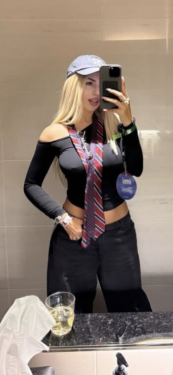 Full leaked Ava max private onlyfans photo