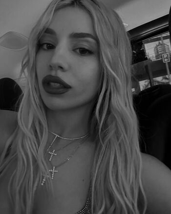 Full leaked Ava max page private onlyfans photo