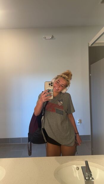 Full leaked Ava nucci private onlyfans photo