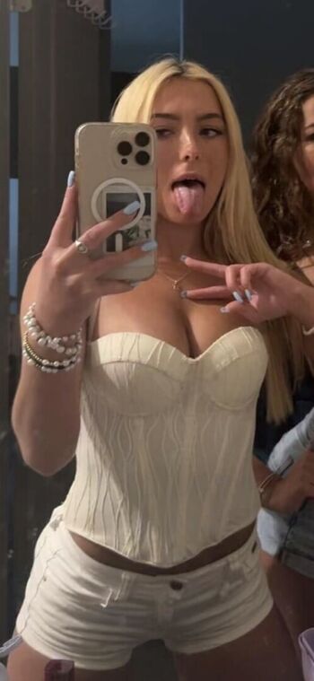 Full leaked Ava nucci private onlyfans photo