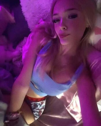 Full leaked Melinaroyvip/ private onlyfans photo