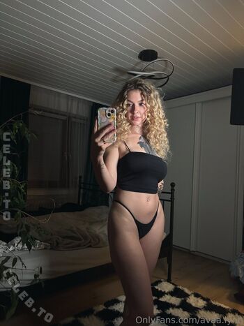 Full leaked Avaa lynn private onlyfans photo
