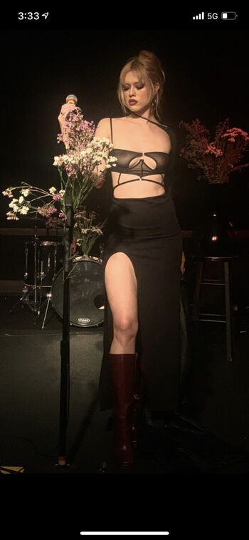 Full leaked Avalon lurks private onlyfans photo